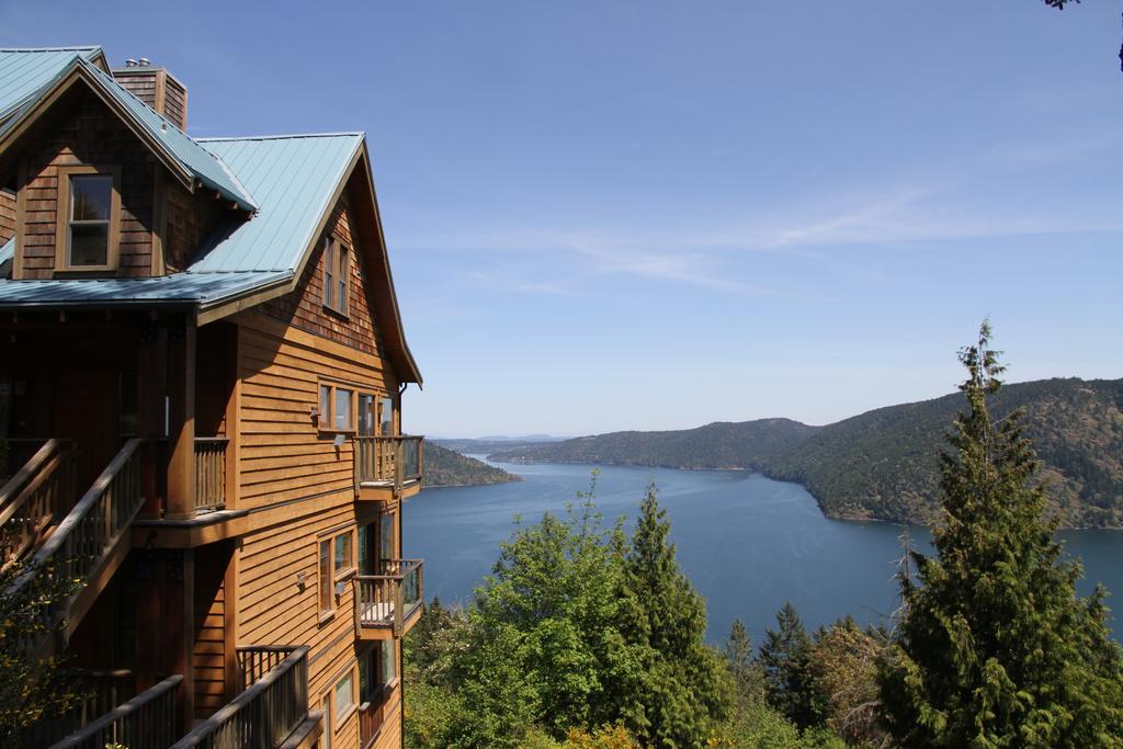 Moon Water Lodge Malahat Exterior foto