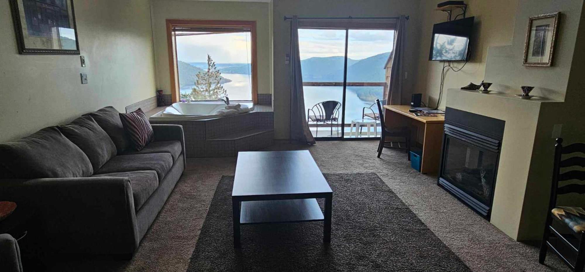 Moon Water Lodge Malahat Exterior foto